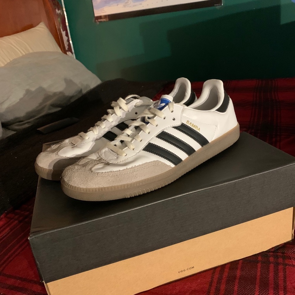 Adidas sambas